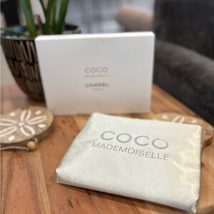 CHANEL Coco Mademoiselle White Set